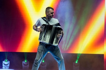 «Хиты 90-х»